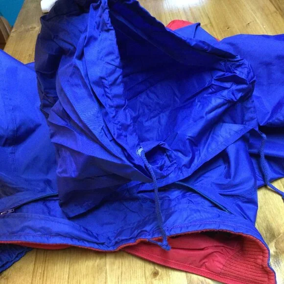 Vintage Woolrich Mens Red Blue Nylon Windbreaker Jacket Hidden Hood Size L - Picture 4 of 11